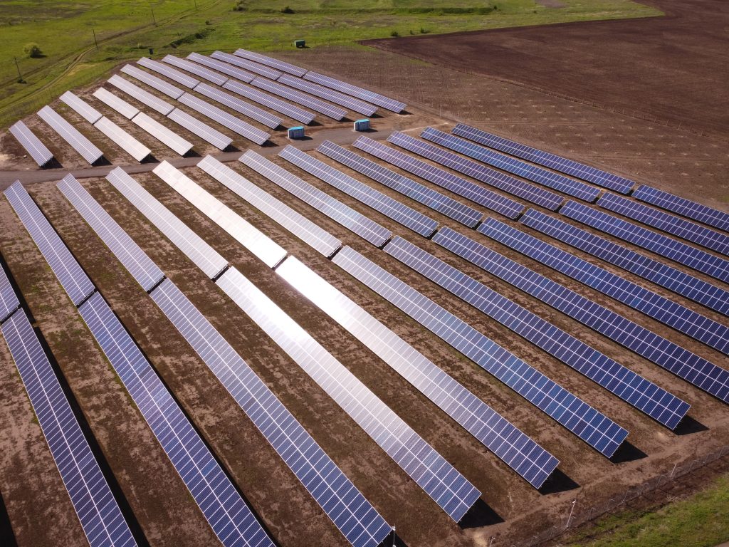 Solar-energy-plant-970435